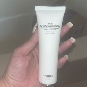 NWOT we occlusive facial moisturizer